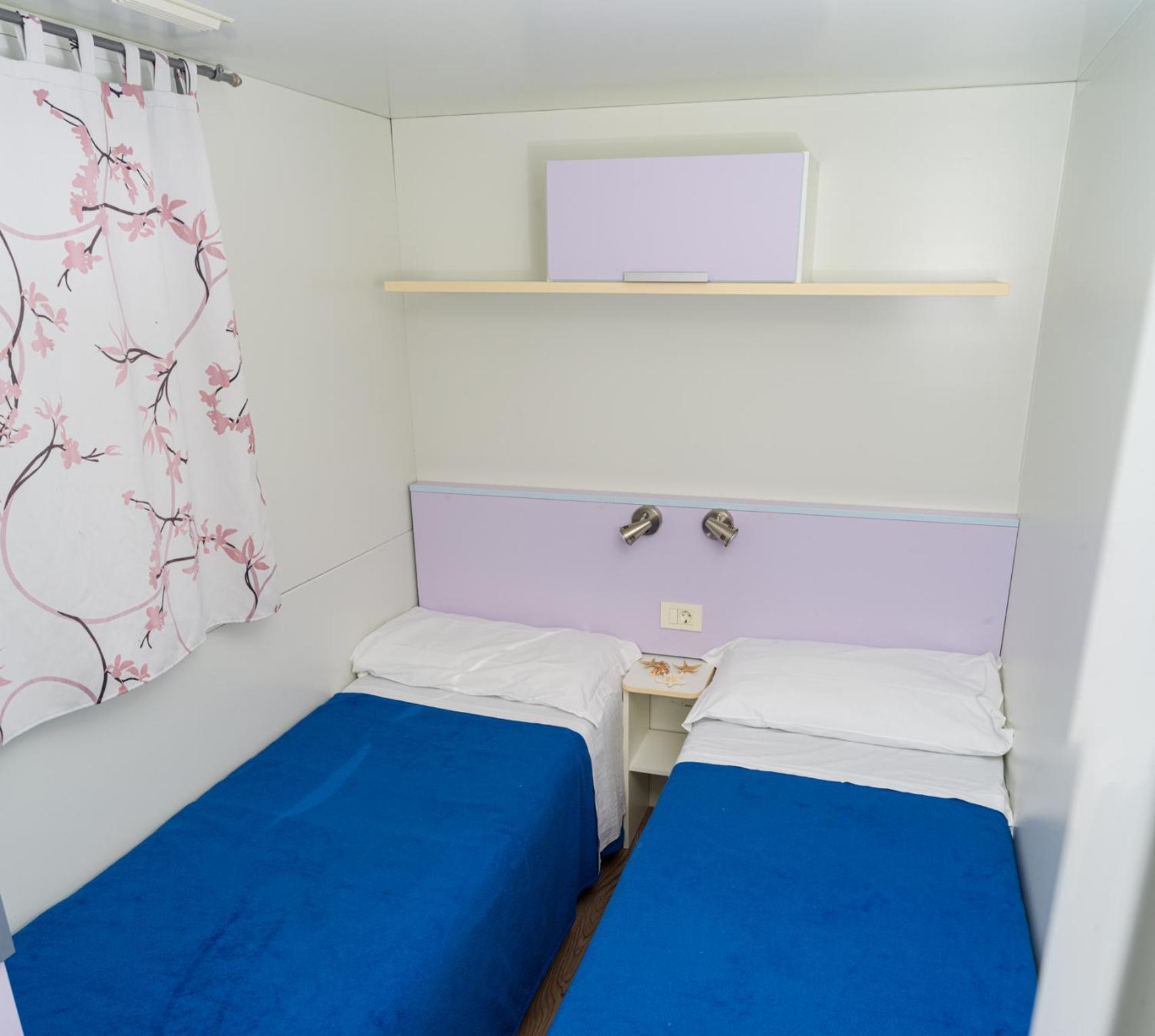 Punta Falconera Camping & Village Campingplatz 2*