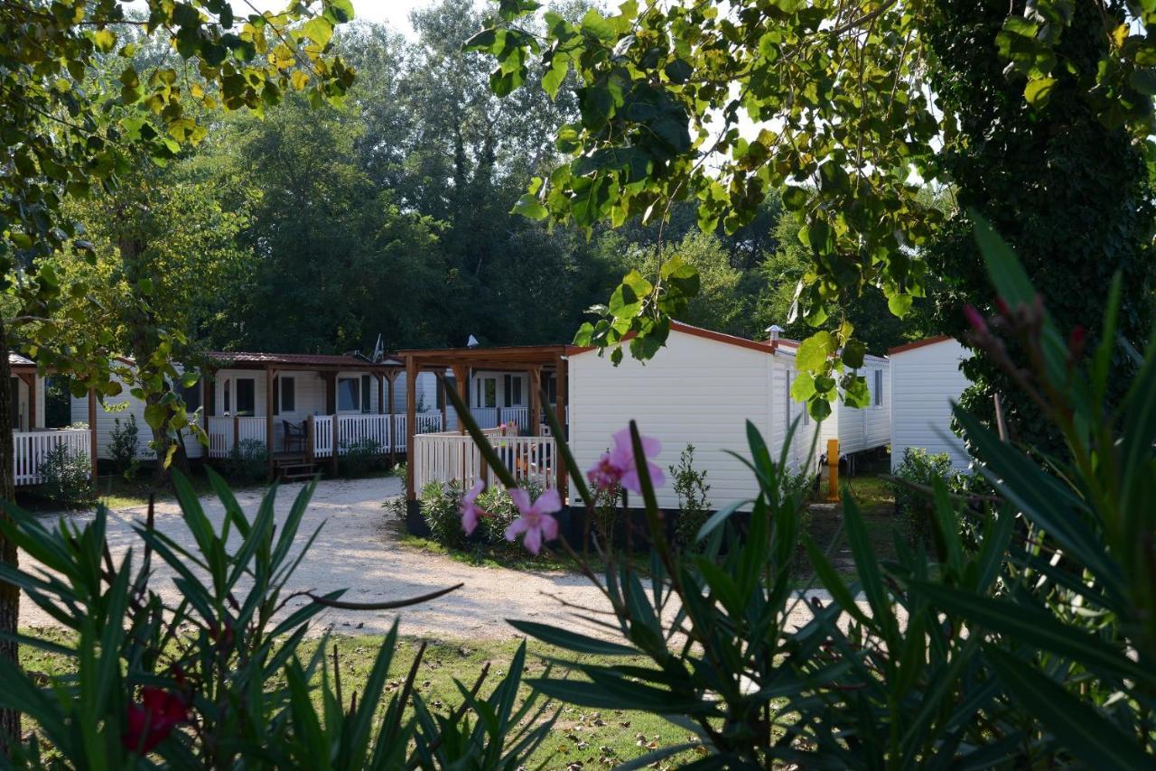 Punta Falconera Camping & Village Campsite 2*